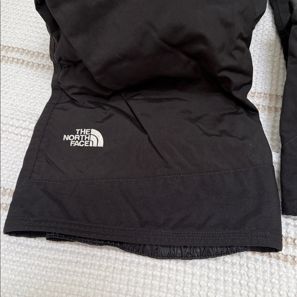 The Northface Ski Pants - Picture 11 of 12